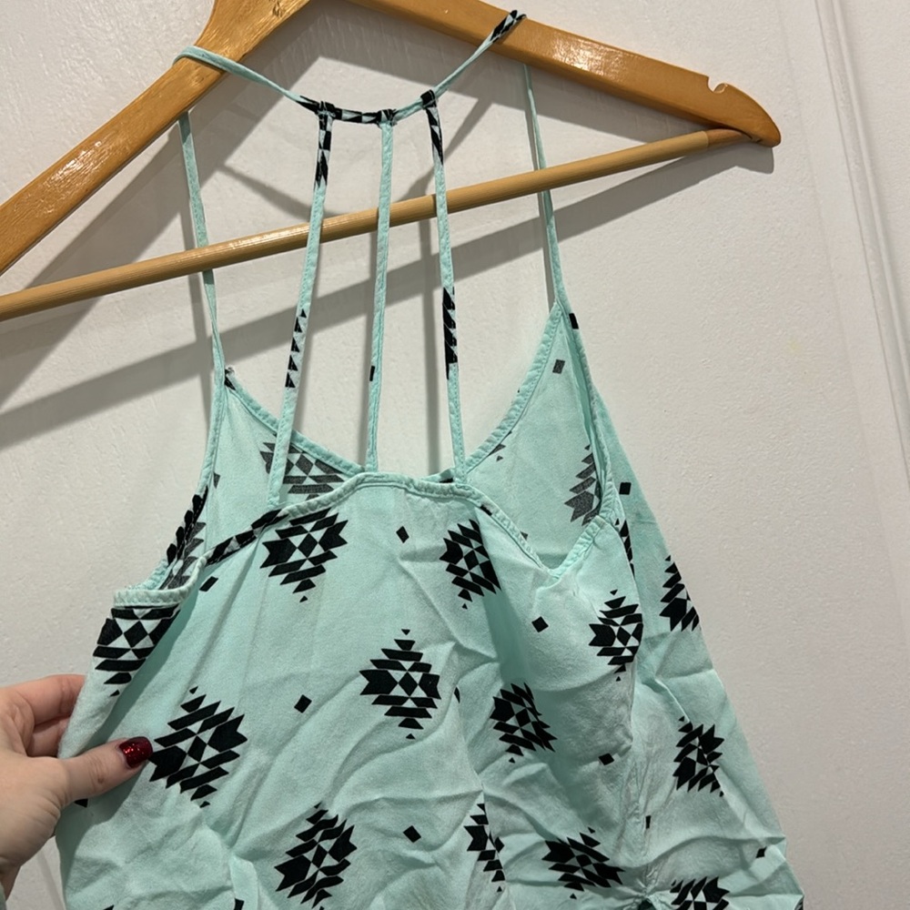 Summer top - Picture 2 of 2